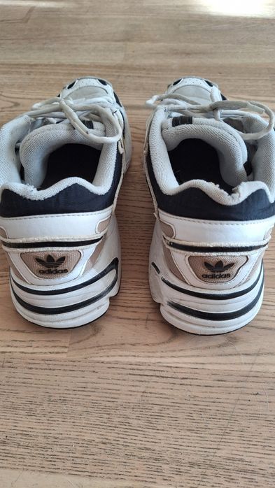Buty sneakersy adidas originals Astir 39