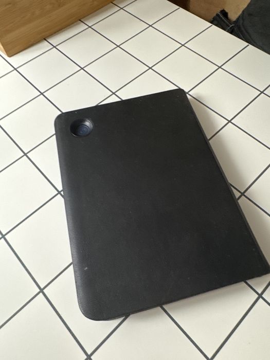 Kobo Clara SE com capa