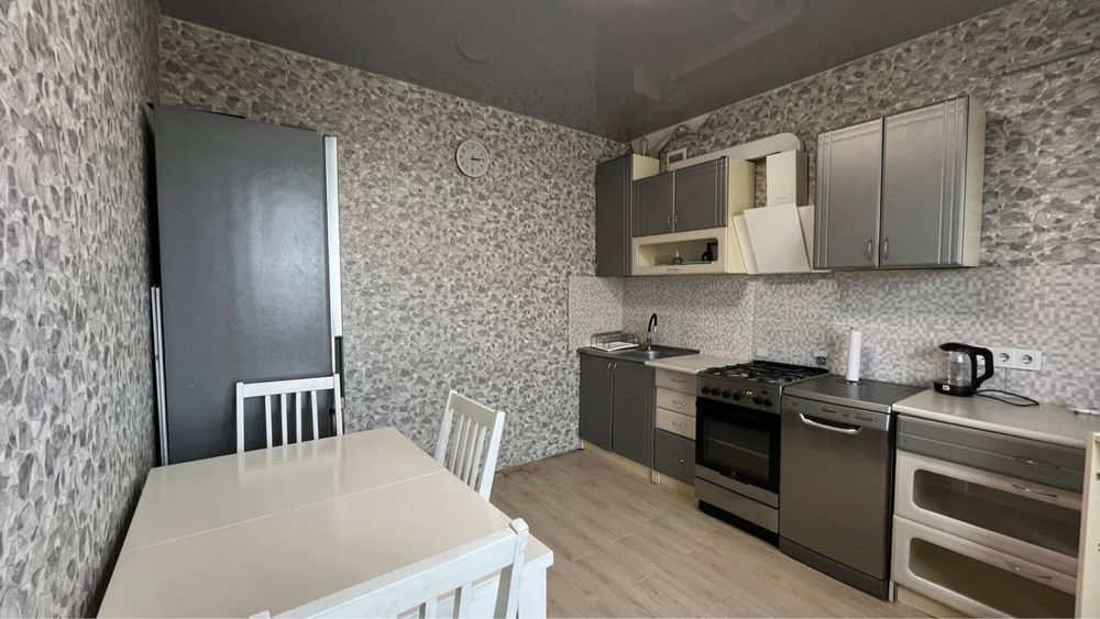 Продаж 2-кімнатної квартири 62.5 м² в ЖК Перший Парковий, Білогородка, з ремонтом - Вид 2