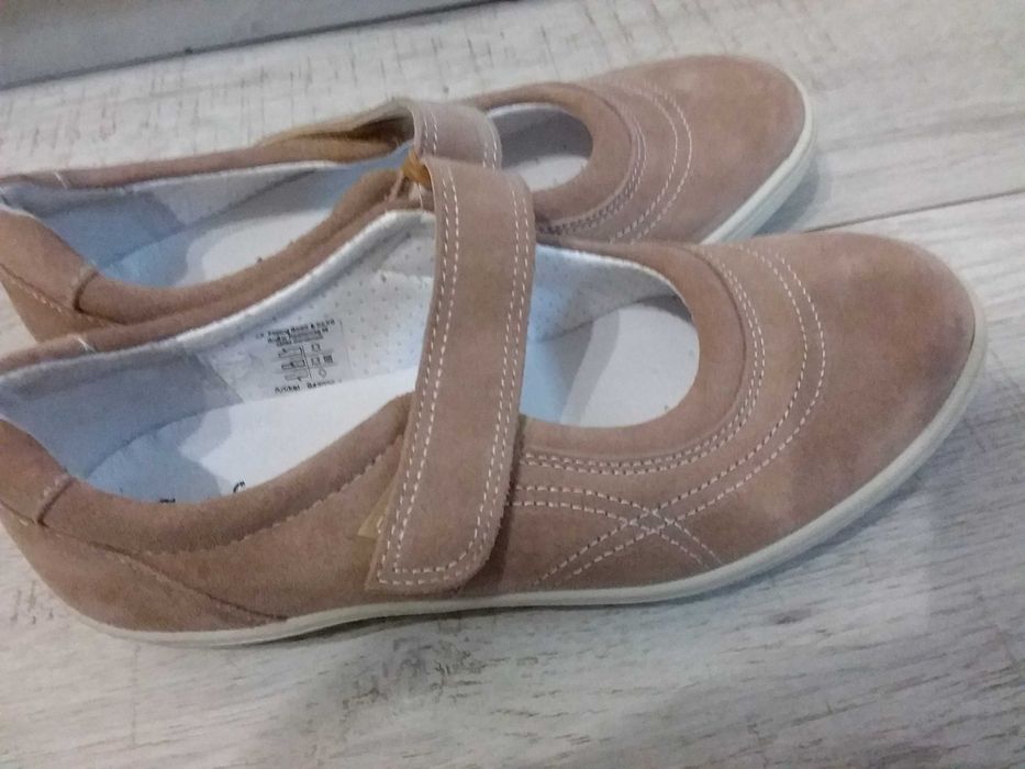 Нові Натуральна шкіра туфлі німеччіна Comfortabеl Орігінал 38  розмір