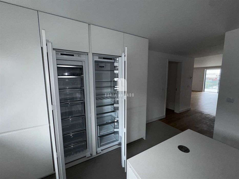 T3 de Luxo com Vistas de Rio e Mar | Arrendamento Vila Nova de Gaia