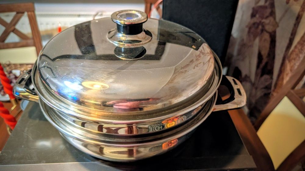 Garnek rondel na parze