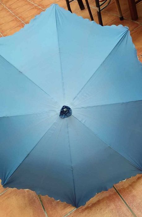 Chapéu de chuva antigo