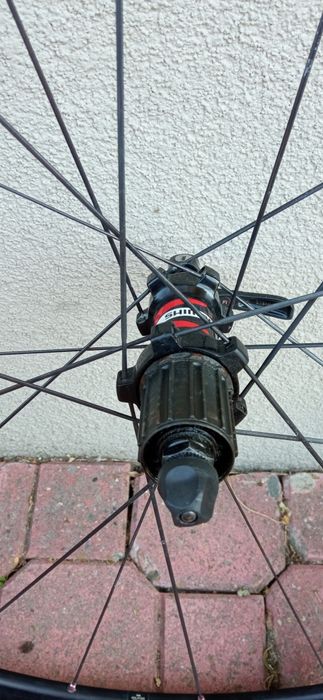 Obręcze Shimano RS20