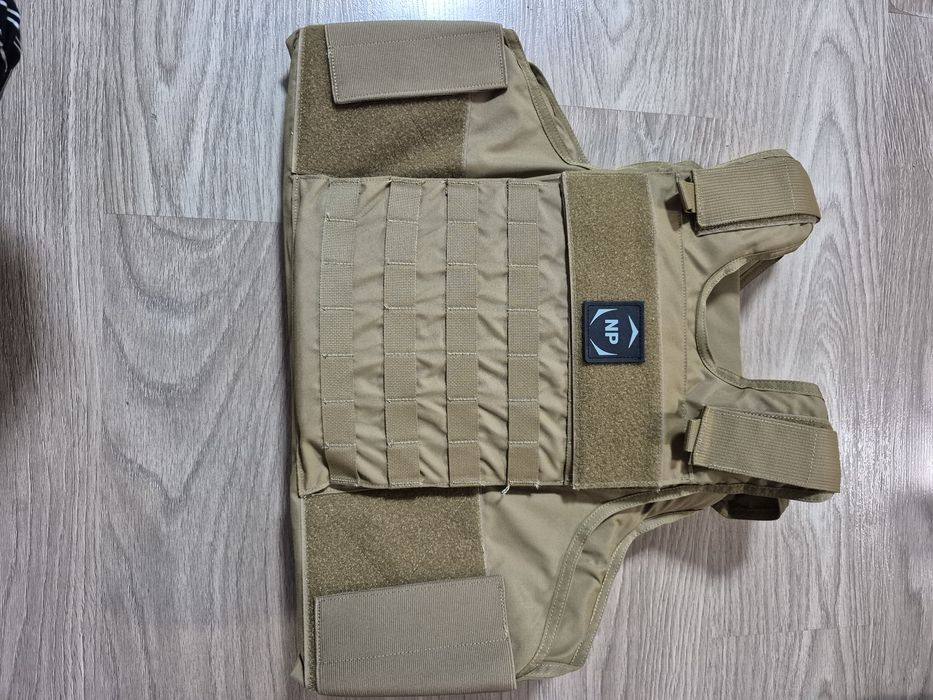 Британський бронежилет для чоловіків.