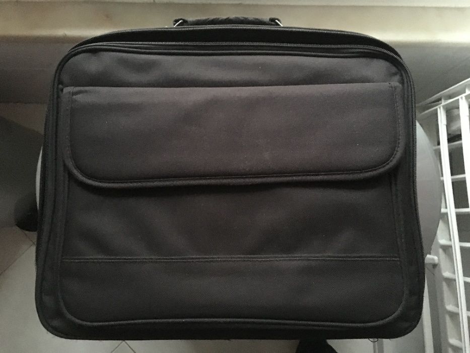 Pasta Portátil para documentos ou portátil