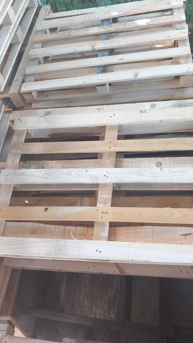 Sprzedam palet 120/80 dobry stan