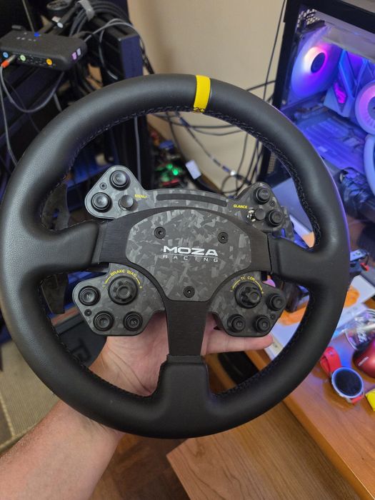 Volantes MOZA GS V2 P + RS V2
 
V2
 
Steerin
 
V2
 
Steering
 
Wheel