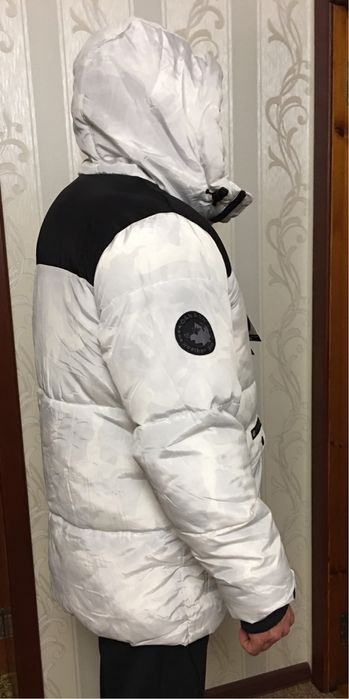 Мужская куртка супер CANADA большой размер наш где то 54-56 зима