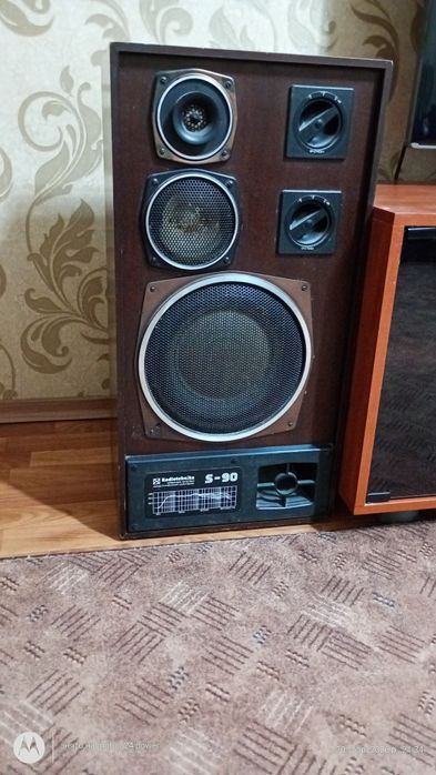 Колонки  s90 +підсилювач.