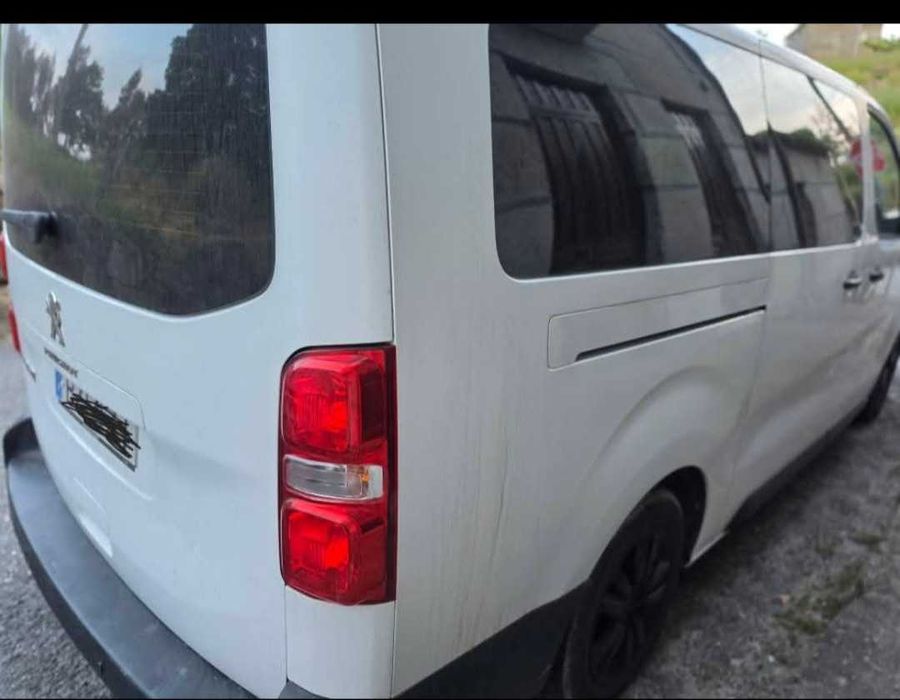 Peugeot Expert Traveller