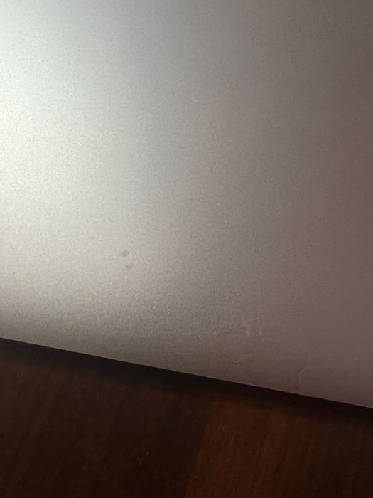 Продам MacBook в хорошому стані