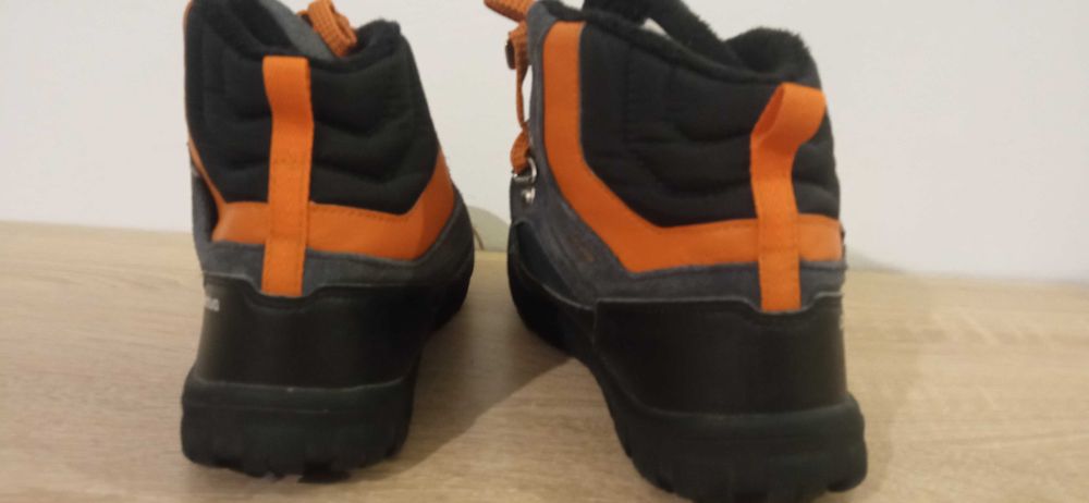 Buty zimowe Decathlon r. 36  dla chłopca