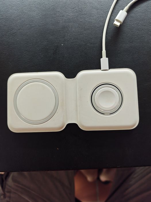 Magsafe dual apple
