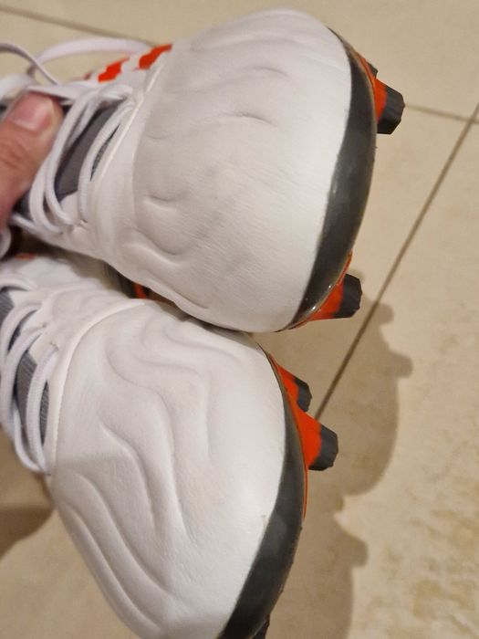 Sapatilhas de futebol copa novas .