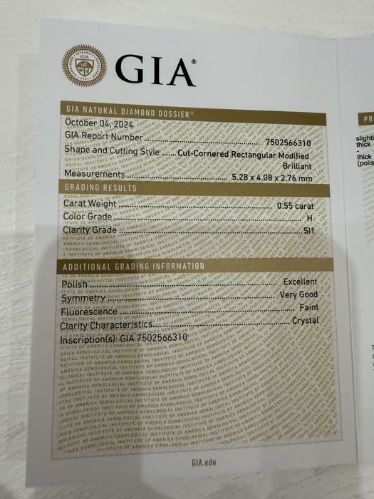 Каблучка з натуральним Діамантом