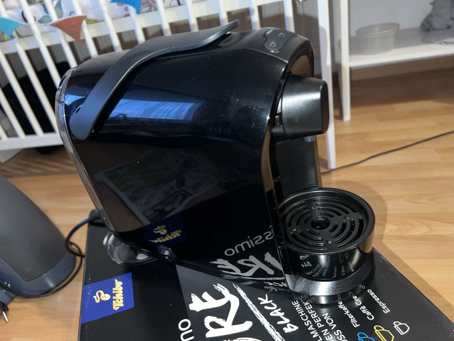 капсульна кавова машина Tchibo Cafissimo Pure.