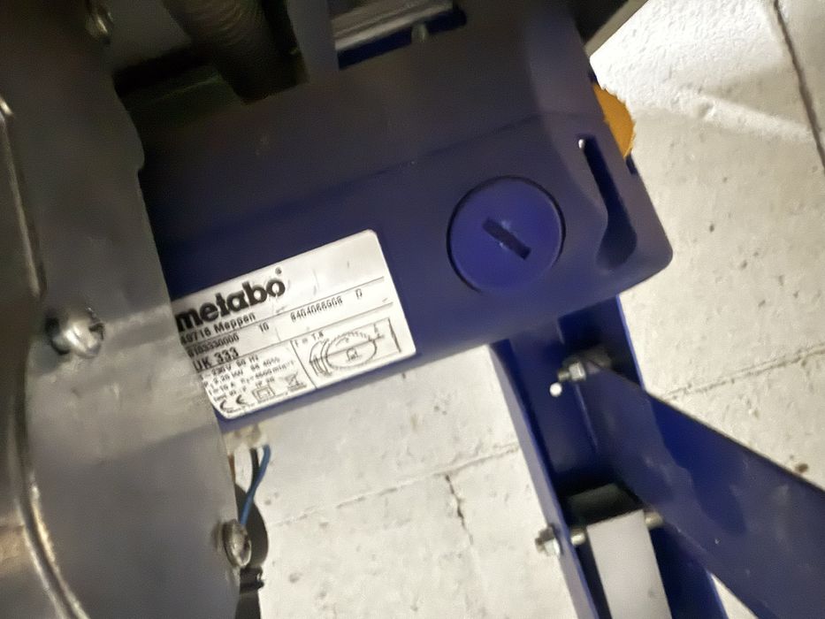 Пила торцева Metabo UK333 БУ