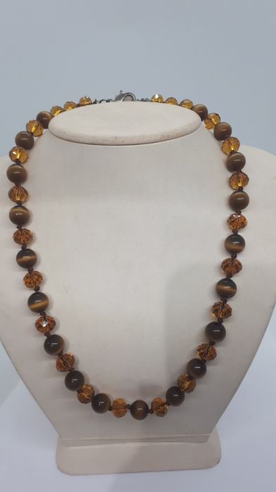 Винтажная бижутерия бусы.