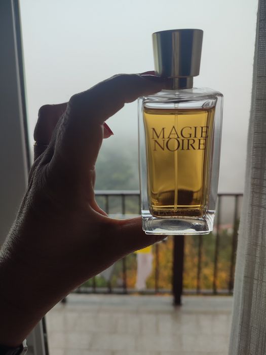 Eau de parfum Magie Noire