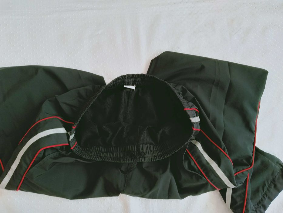 Spodnie dresowe z odblaskami Adidas 164/168