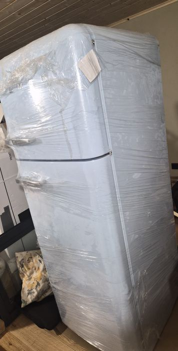 Frigorifico smeg  fab 30 Novo .nunca usado,bebe azul..