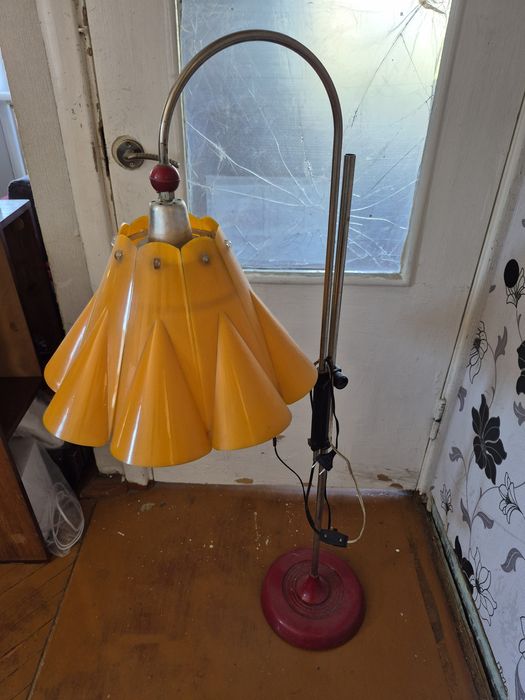 Торшер світильник