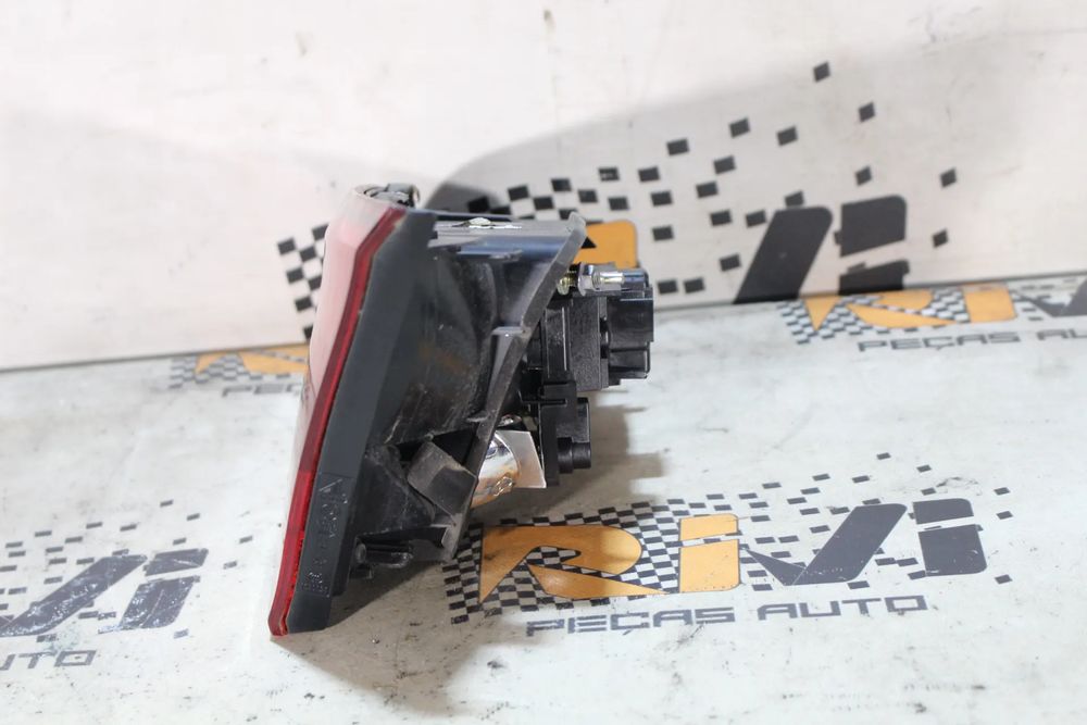 Farolim da mala direito AUDI A3 Sportback (8VA, 8VF)