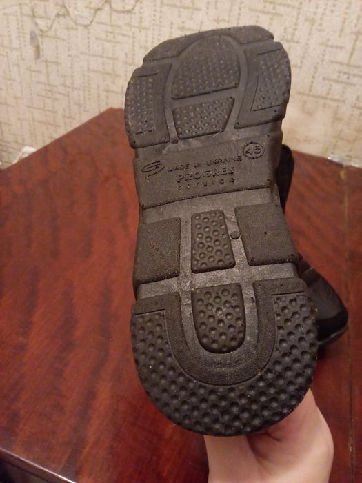 Продам дутики - полусапожки.