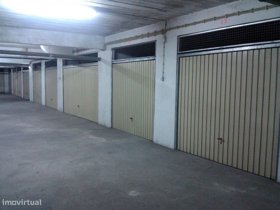 Garagem/box para venda no Barreiro