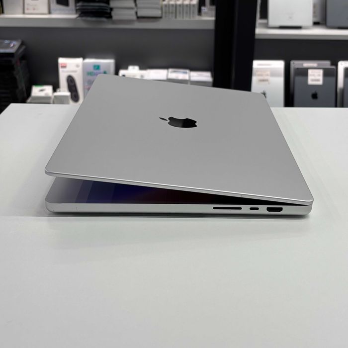 Ноутбук MacBook Pro 16” 2021 M1Pro 32/1TB • ГАРАНТІЯ • СТАН 9.5/10 117591