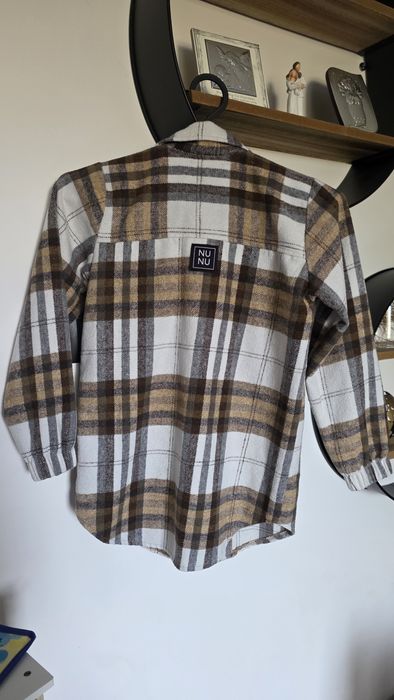 Płaszczyk dłuższy tył bluza NUNU beżowo biały 134