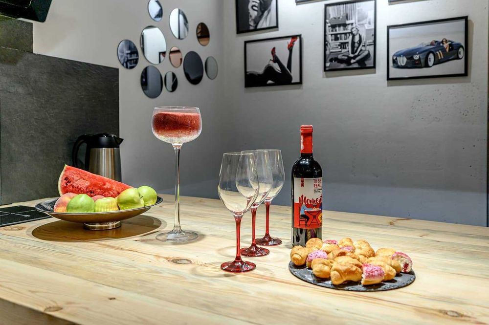 Аренда апартаментов посуточно Лофт/6011