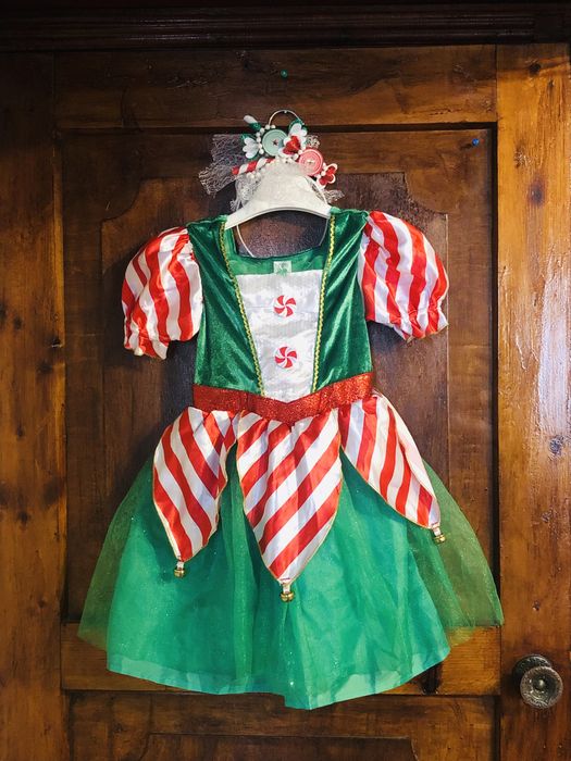 Карнавальний одяг, костюми