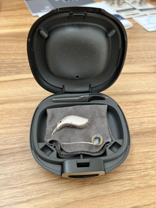 Слуховий апарат. Отікон ріа 2