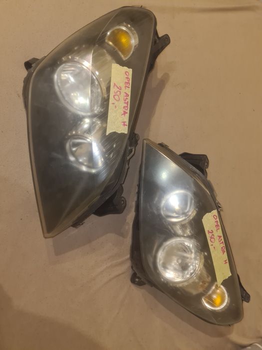 Lampa przód przednia lewa prawa Opel Astra H