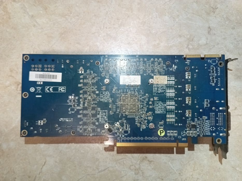 Відеокарти HIS Radeon HD 6950 2 GB