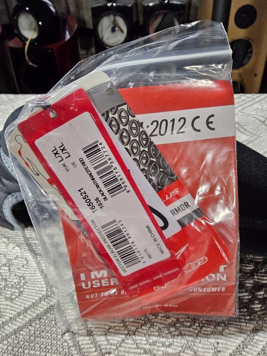 Cotoveleiras Novas ALPINESTARS para Motociclistas