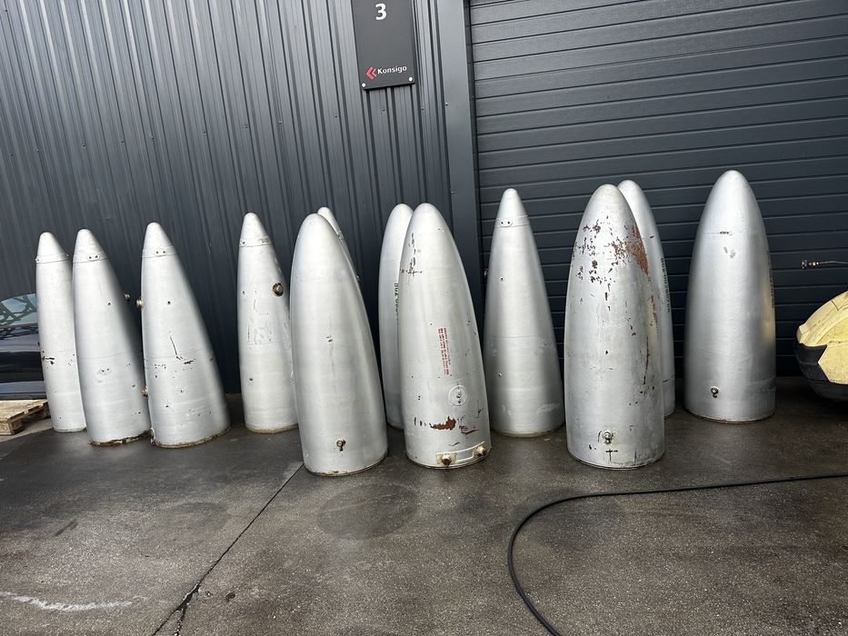 Zbiorniki podwieszane Mig15 Lim2 drop tank