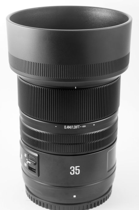 Об'єктив Brightin Star AF 35mm f/1.8 STM