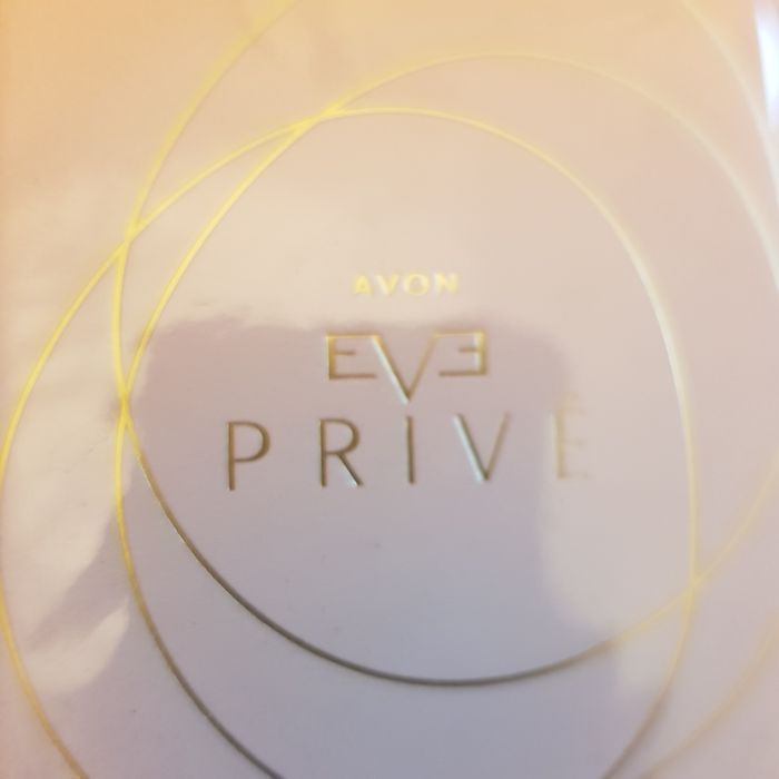 Zestaw woda perfumowana Eve Prive 50 ml. i balsam do ciała