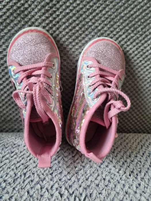 Trampki Laura Ashley rozm.25,5  dł.16cm Cekiny wiązane