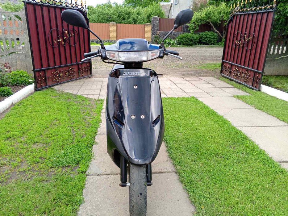 Скутер Honda Dio 18