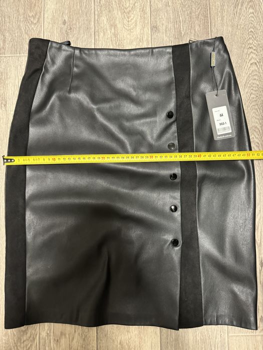 Спідниця шкіряна (нова)