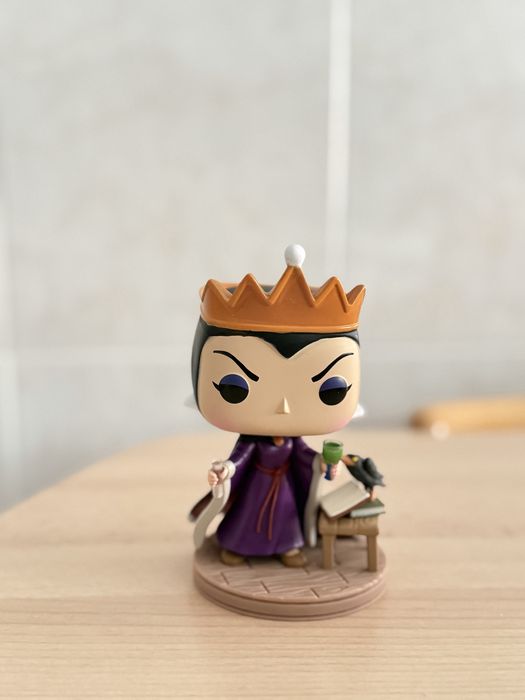 Funko pop Evil Queen