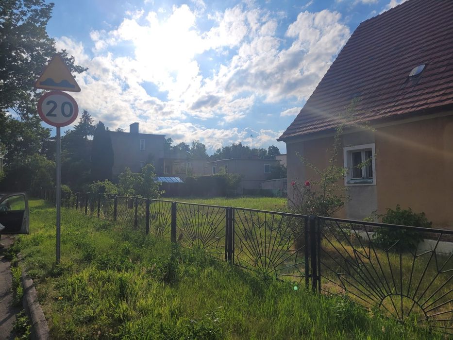 Prywatnie: Dom z działką 806 m² w topowej lokalizacji – Żary (rejon Syreny) - Widok 3