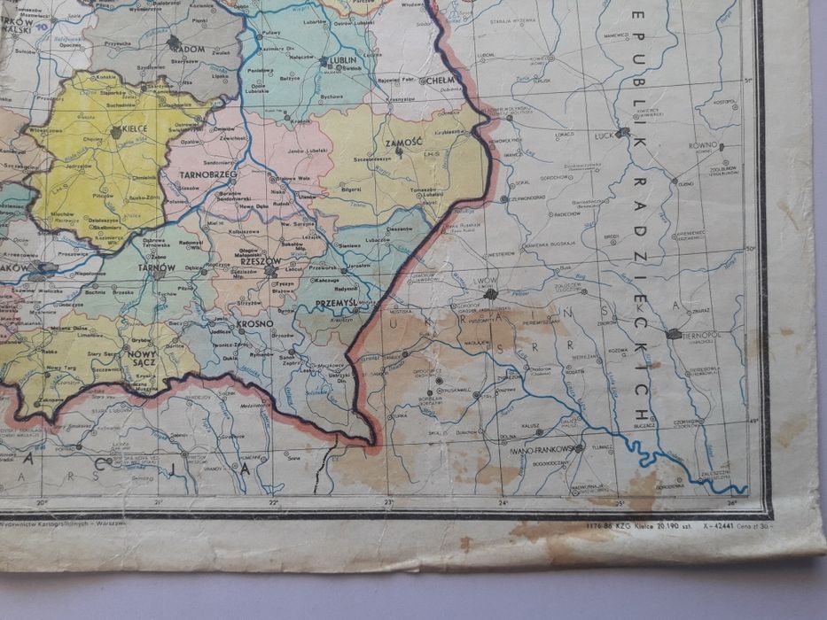 Mapa administracyjna /mapa fizyczna Polska 1986 rok Kielce • OLX.pl