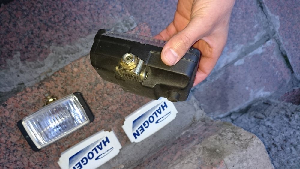 Продам нові оригінальні галогенні фари  WESEM Польща