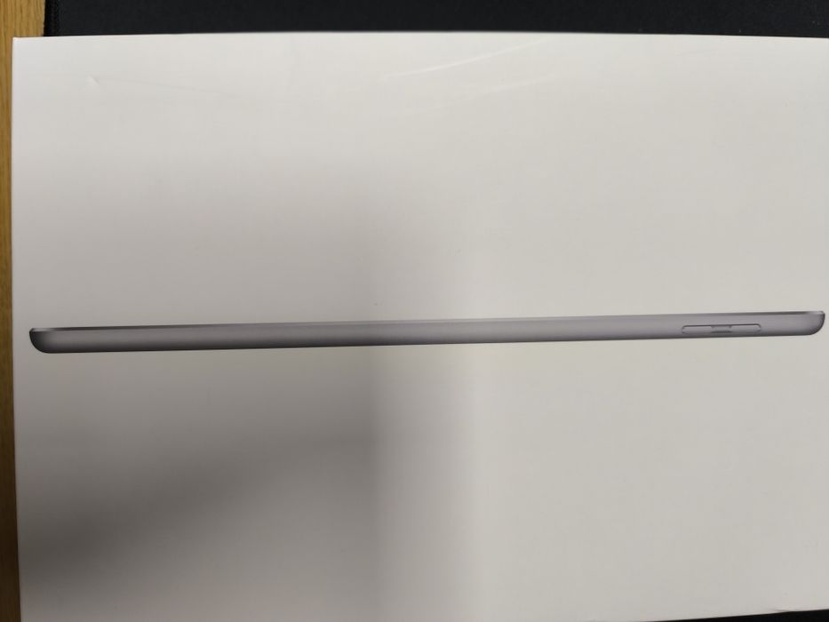 Ipad´s Wi-fi 32 Gb - um Silver e outro Space Gray