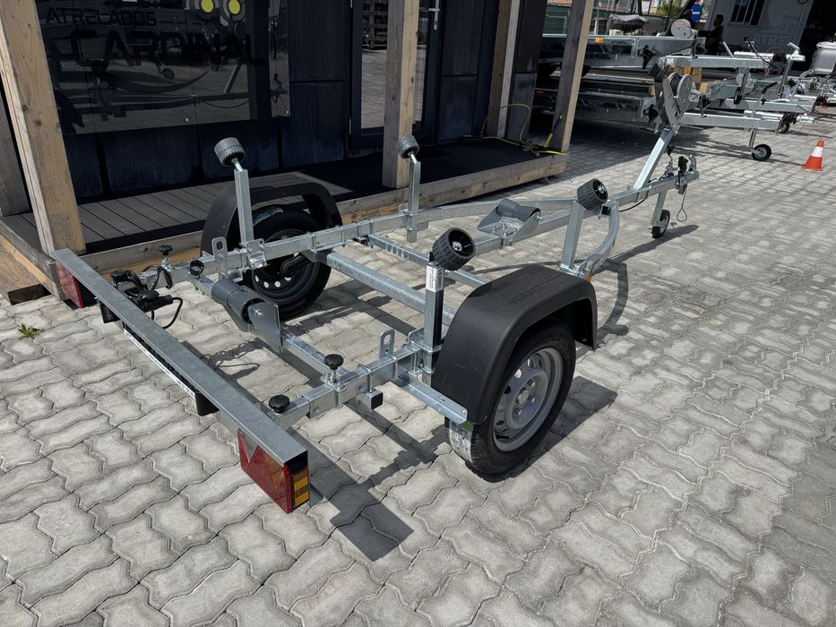 Atrelado Martz yacht 400 NOVO